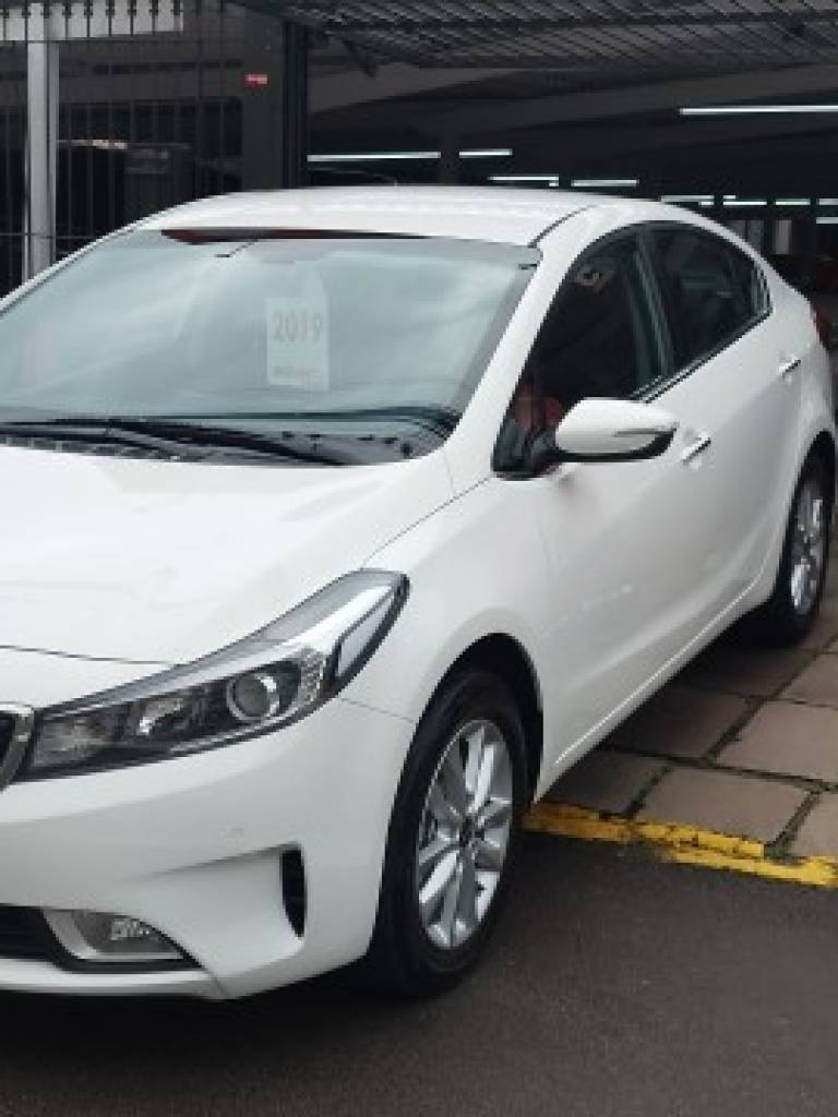 KIA MOTORS - CERATO - 2019/2019 - Branca - Sob Consulta