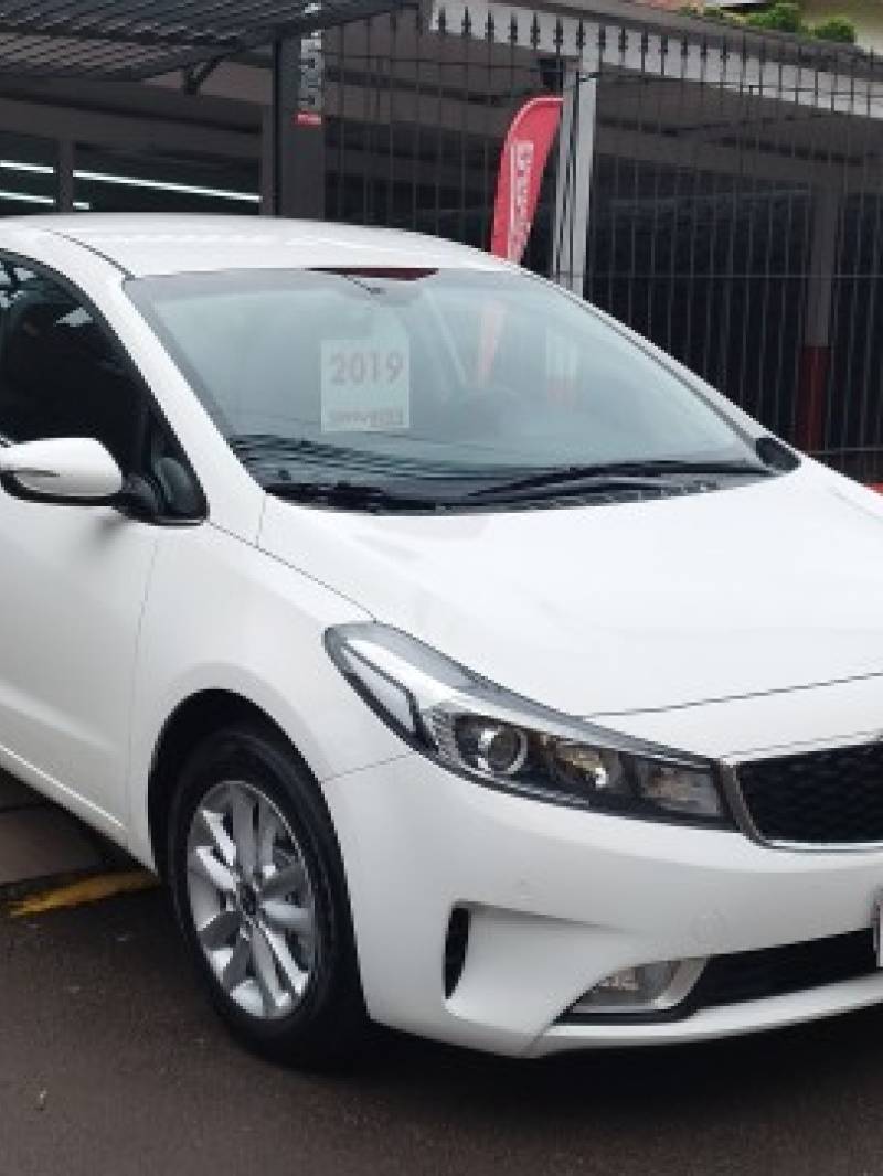 KIA MOTORS - CERATO - 2019/2019 - Branca - Sob Consulta