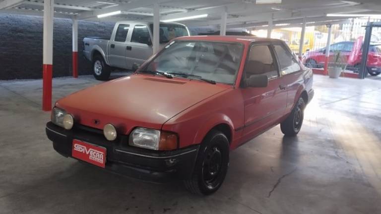 FORD - ESCORT - 1991/1991 - Vermelha - R$ 7.500,00