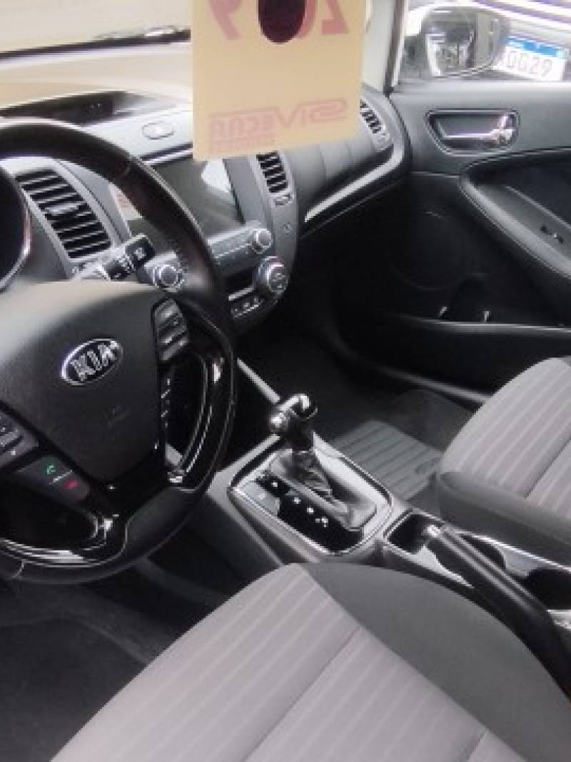 KIA MOTORS - CERATO - 2019/2019 - Branca - Sob Consulta