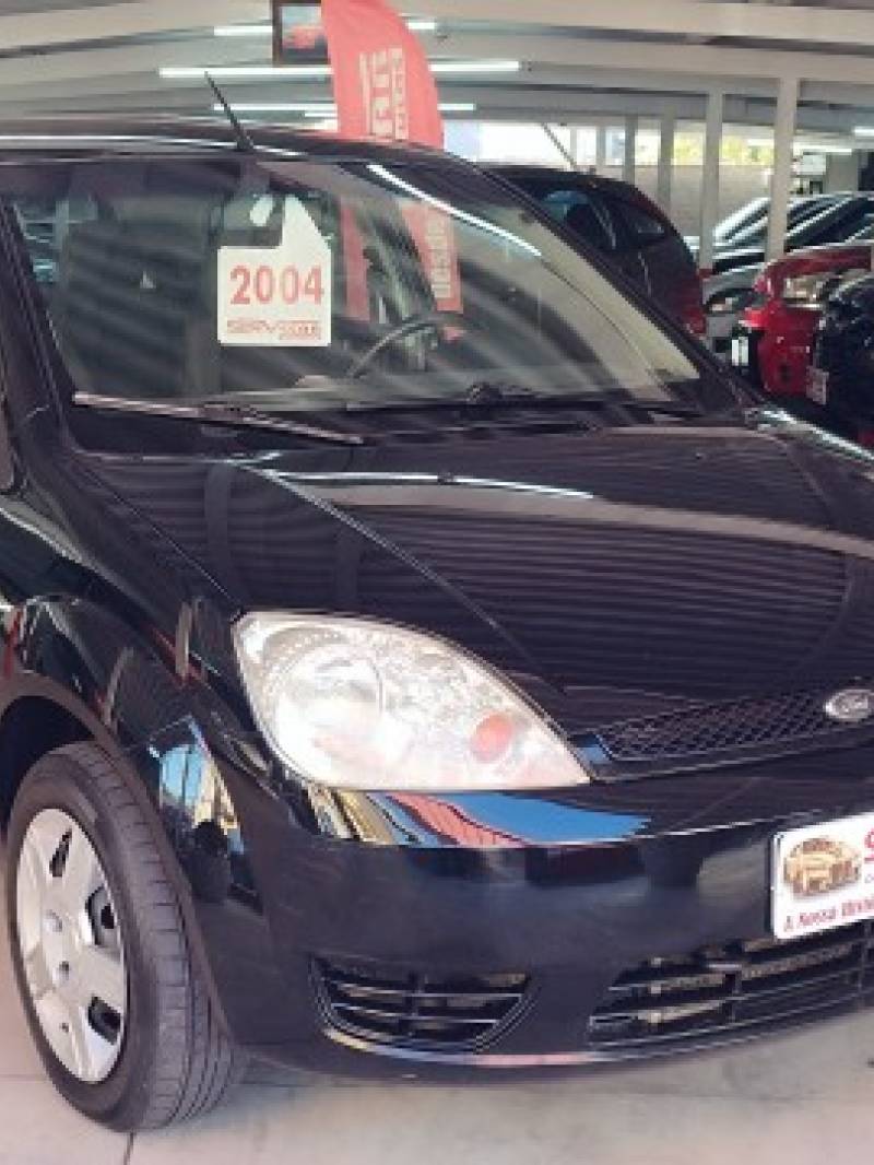 FORD - FIESTA - 2004/2004 - Preta - Sob Consulta