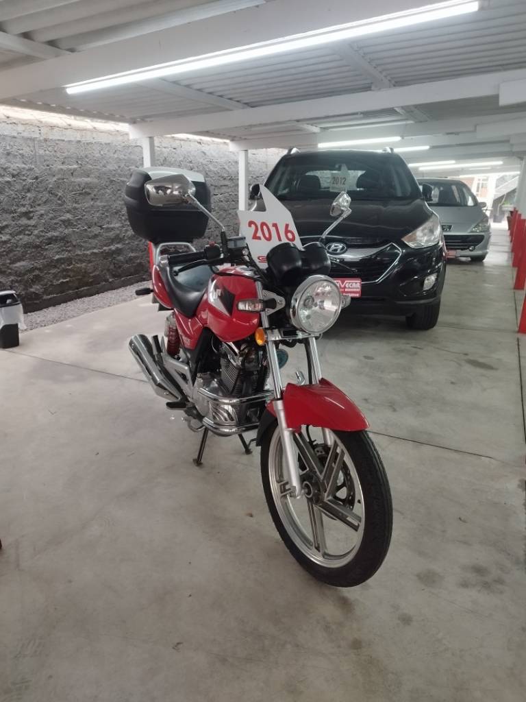 SUZUKI - GSR - 2015/2016 - Vermelha - R$ 11.900,00