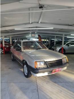 CHEVROLET - MONZA - 1987/1987 - Cinza - R$ 6.900,00