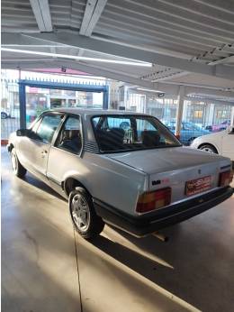 CHEVROLET - MONZA - 1987/1987 - Cinza - R$ 6.900,00