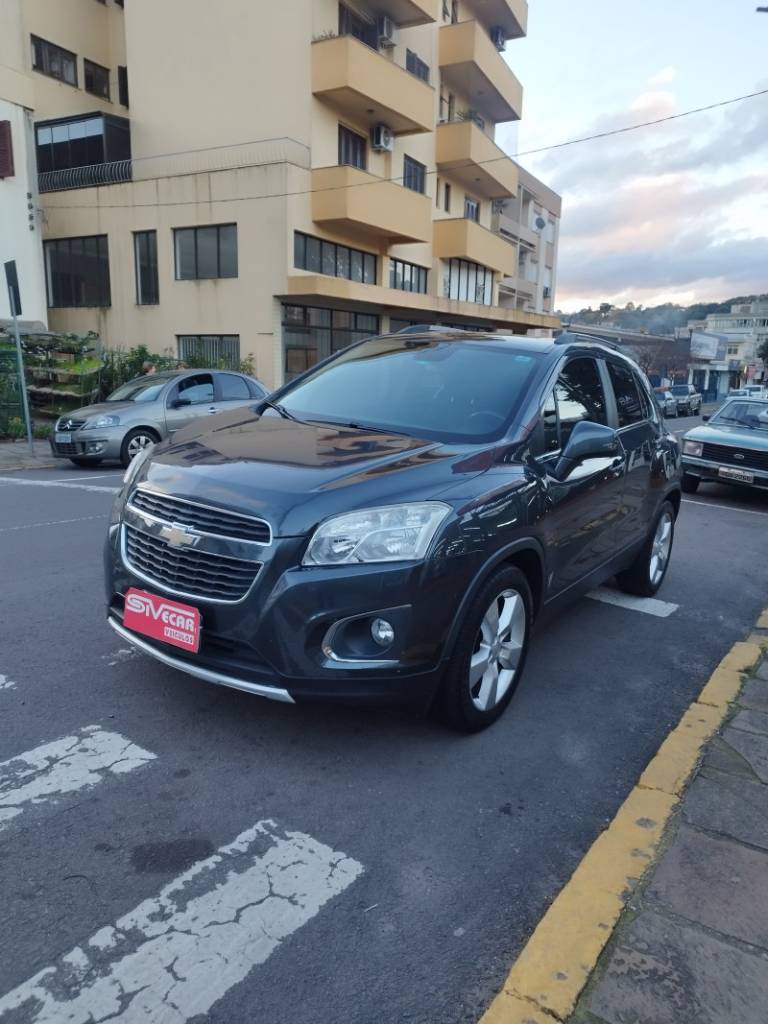 CHEVROLET - TRACKER - 2014/2014 - Cinza - R$ 72.500,00